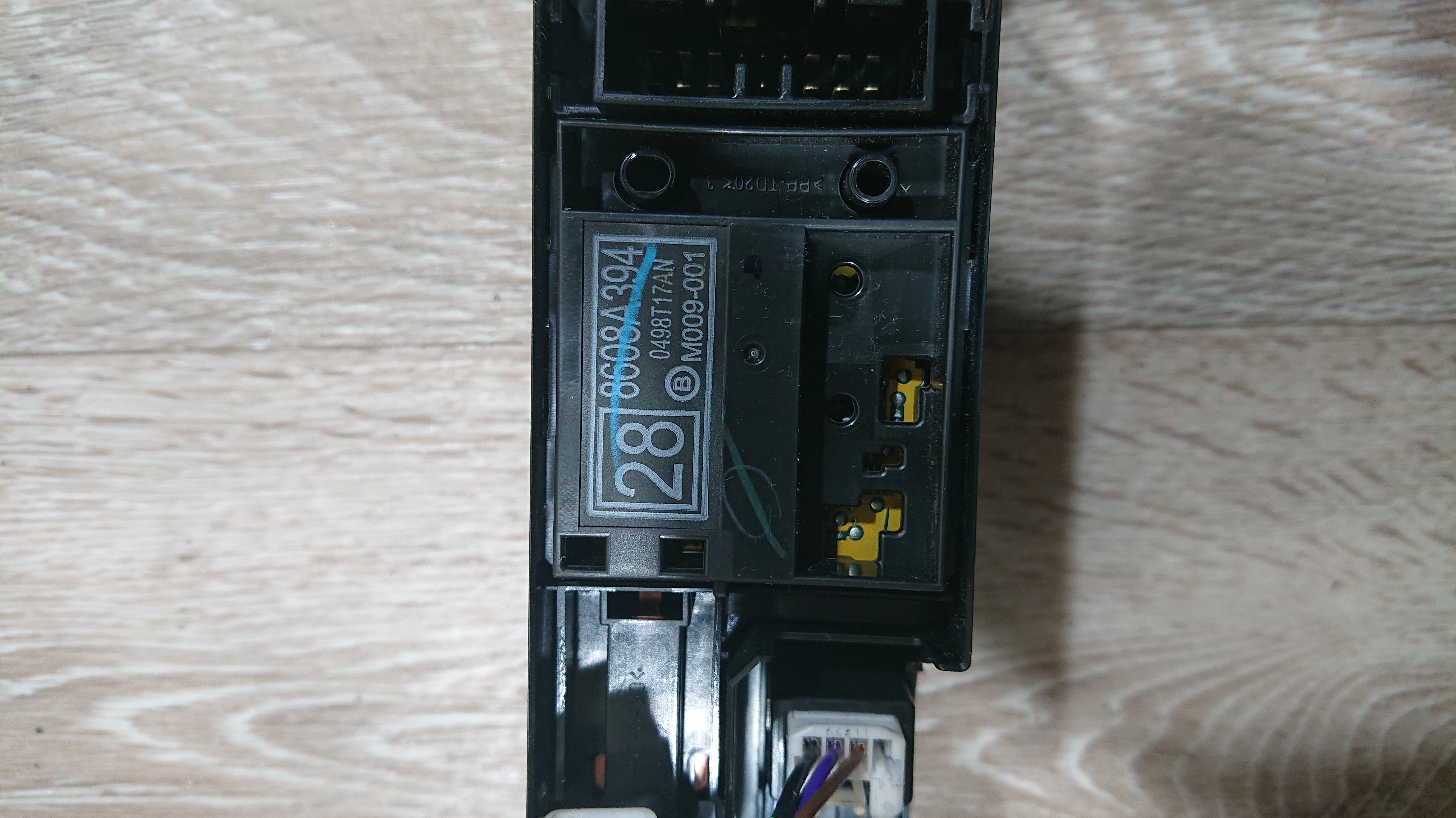 Блок управления стеклоподъёмника передний L PS3