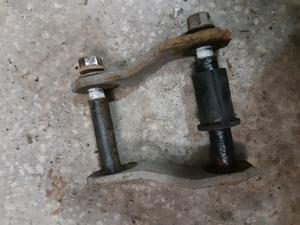 Серьга крепления рессоры G7 TOYOTA Hilux 04483-0K050