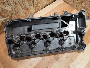 Крышка клапанная L200/4 MITSUBISHI L200 1035A778