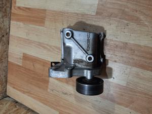 Кронштейн кондиционера 2KDFTV  G7 TOYOTA Hilux 88431-0K020