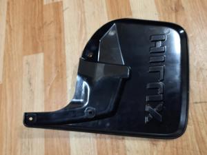 Брызговик передний правый G8 TOYOTA HiluxTOYOTA HiluxTOYOTA Hilux 76621-0K140