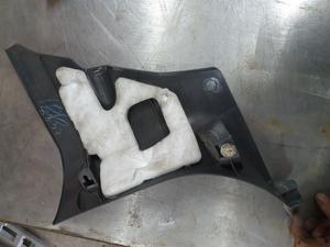 Обшивка стойки передняя нижняя R G7 TOYOTA Hilux 62111-0K010