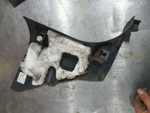 Обшивка стойки передняя нижняя L G7 TOYOTA Hilux 62112-0K010