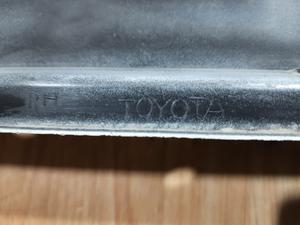 Накладка порога  R TLC 200 TOYOTA Land Cruiser 200 75850-60040