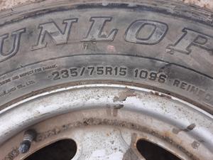 Колесо запасное 235/75 R15 TOYOTA Hilux None