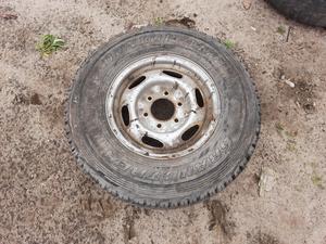 Колесо запасное 235/75 R15 TOYOTA Hilux None