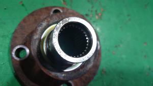 Фланец хвостовика редуктора переднего G7 TOYOTA Hilux 41204-35110