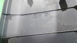Обшивка стойки средней нижняя L TLC200 TOYOTA Land Cruiser 200 62414-60080