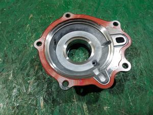 Крышка передняя раздаточной коробки 36100-0K440 F2 TOYOTA Fortuner 36102-0K010