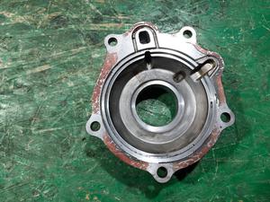 Крышка передняя раздаточной коробки 36100-0K460 G8 TOYOTA Hilux 36102-0K010