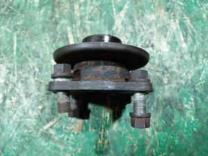 Фланец заднего редуктора G8 TOYOTA Hilux 41204-0K060