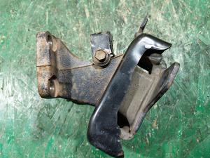 Подушка двигателя R G7 TOYOTA Hilux 12311-67021