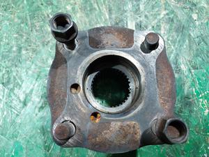 Фланец заднего редуктора G8 TOYOTA Hilux 41204-0K060