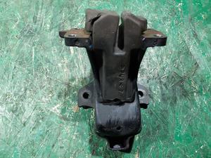 Подушка двигателя L G8 TOYOTA Hilux 12315-0E010