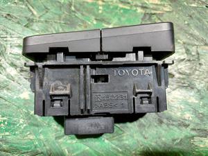 Кнопка многофункциональная АКПП G8 TOYOTA Hilux 84970-0K020