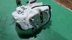 Замок двери передней R PS3 MITSUBISHI Pajero Sport 5715A844