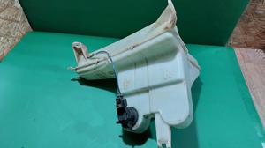 Бачок омывателя МКПП G7 TOYOTA Hilux 85315-0K010