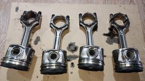 Шатун с поршнем 2GD-FTV G8 TOYOTA HiluxTOYOTA Hilux 13201-0E010-A0