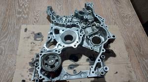 Крышка двигателя передняя 2GD-FTV G8 TOYOTA Hilux 11310-0E040