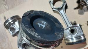 Шатун с поршнем 2GD-FTV G8 TOYOTA HiluxTOYOTA Hilux 13201-0E010-A0