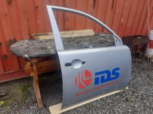 Дверь передняя R L200/4 MITSUBISHI L200 5700B522