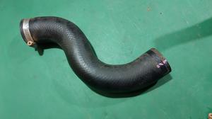 Патрубок интеркулера R G8 TOYOTA Hilux 17341-0L020