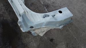 Боковая часть кабины порог стойка R F2 TOYOTA Fortuner 61311-KK020