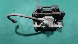 Суппорт задний L F2 TOYOTA Fortuner 47850-0K010