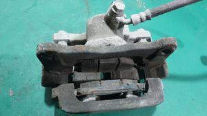 Суппорт задний L F2 TOYOTA Fortuner 47850-0K010