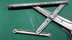 Стеклоподъёмник двери передней L PS2 MITSUBISHI Pajero Sport MN182365