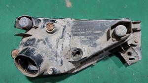 Фара противотуманная задняя R F2 TOYOTA Fortuner 81480-0K020