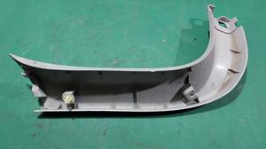 Обшивка крышки багажника верхняя R F2 TOYOTA Fortuner 67937-0K030-B0