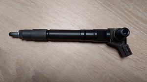 Форсунка топливная 1GD-FTV G8 TOYOTA Hilux 23670-0E010