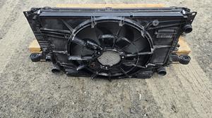 Кассета радиаторов с диффузором Geely Monjaro  2069031600