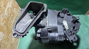 Корпус отопителя правая часть G7 TOYOTA Hilux 87010-0K572