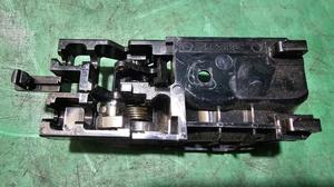 Ручка двери внутренняя чёрная хром R G7 TOYOTA Hilux 69205-0D080-C0