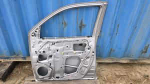 Дверь передняя R G8 TOYOTA HiluxTOYOTA Hilux 67001-KK010