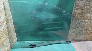 Стекло двери передней R G8 TOYOTA HiluxTOYOTA Hilux 68101-0K270