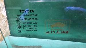 Стекло двери передней R G8 TOYOTA HiluxTOYOTA Hilux 68101-0K270