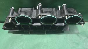Коллектор впускной JEEP 3.6L JEEP Wrangler 05281800AA