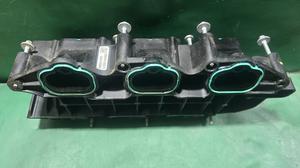 Коллектор впускной JEEP 3.6L JEEP Wrangler 05281800AA