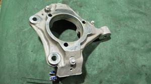 Кулак поворотный левый L JEEP 3.6L