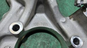 Кулак поворотный правый R JEEP 3.6L Прочие автомобили Прочие марки 68388828AA
