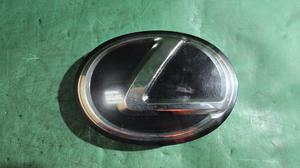 Эмблема решётки радиатора LEXUS RX300