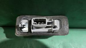 Подсветка номера LEXUS RX300 LEXUS RX300 81270-76010