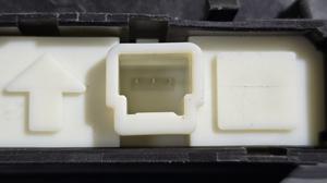 Кнопка открывания двери багажника LEXUS RX300 LEXUS RX300 84840-28050