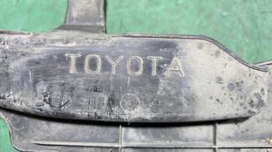 Кожух замка капота G8 TOYOTA Hilux 53117-0K040