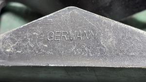 Кронштейн крепления фары правый R AUDI A6 C7 AUDI A6 4G0805608