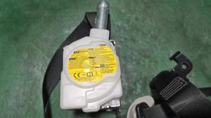 Ремень безопасности передний левый L LEXUS RX300 LEXUS RX300 73220-48520