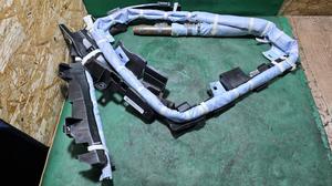 Подушка (шторка) безопасности потолочная левая L LEXUS RX300 LEXUS RX300 62180-0E090